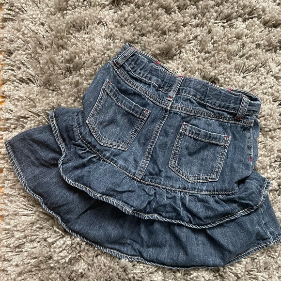 Gymboree Denim skirt Super-cute! Size 8. - Picture 3 of 3